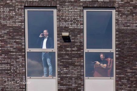 foto van managers tijdens coronatijd